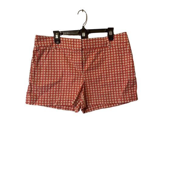 Ann Taylor Pants - Women’s Ann Taylor Loft size 12 Shorts Riviera Coral Pink White Geometric
